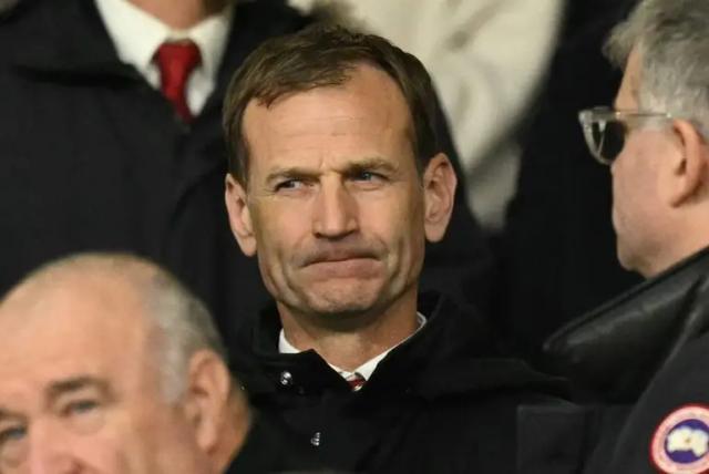 华体会官网-阿什沃思“辞职”凸显曼联囧境，拉爵又为误判交学费